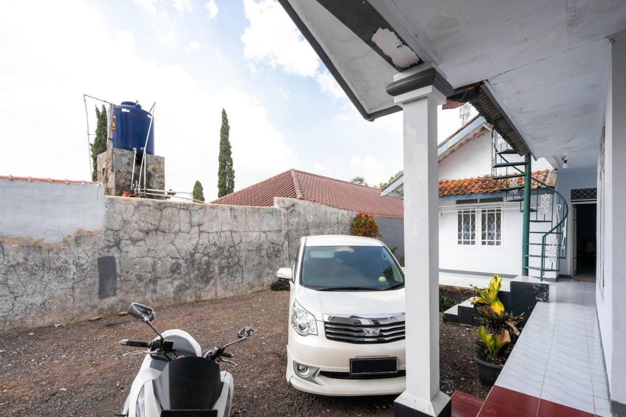 Reddoorz Syariah Near Rsud Cimacan Bogor Exterior foto